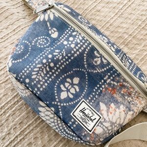 Herschel Fanny pack